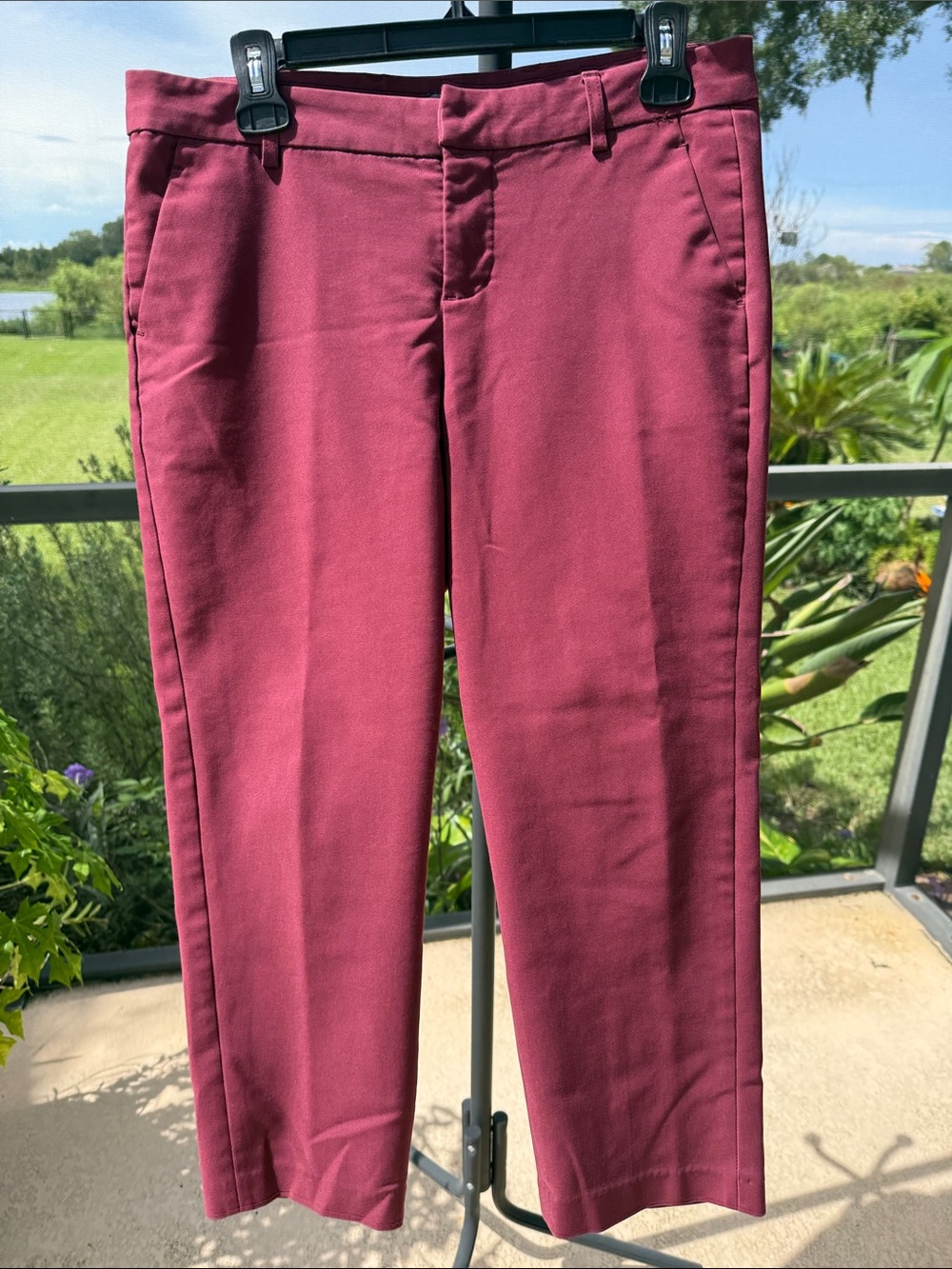 Liverpool Wine Ankle Crop Pants